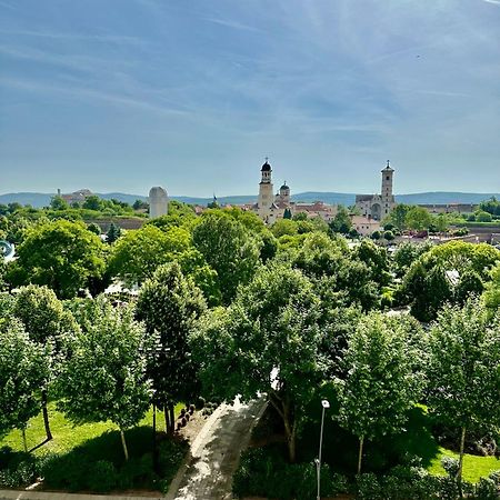 Tim View Apartament Lejlighed Alba Iulia Eksteriør billede